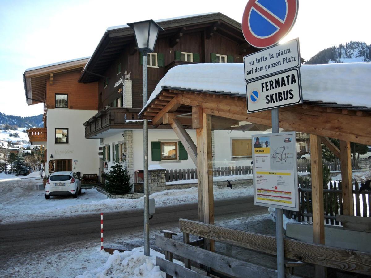 Garni Gabrieli Bed & Breakfast Corvara In Badia Exterior foto