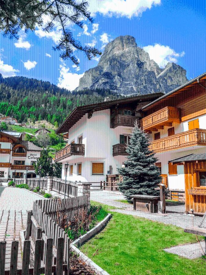 Garni Gabrieli Bed & Breakfast Corvara In Badia Exterior foto