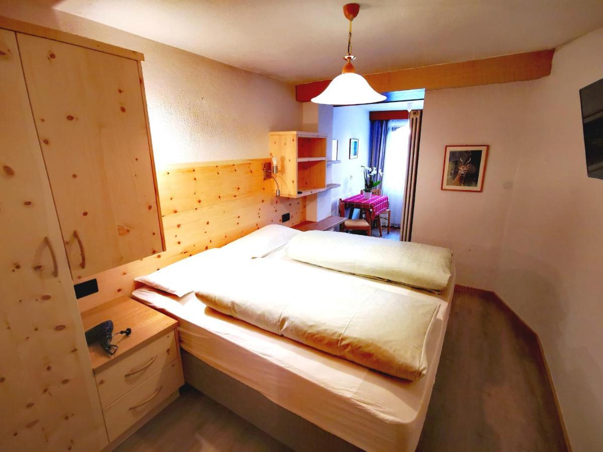 Garni Gabrieli Bed & Breakfast Corvara In Badia Exterior foto
