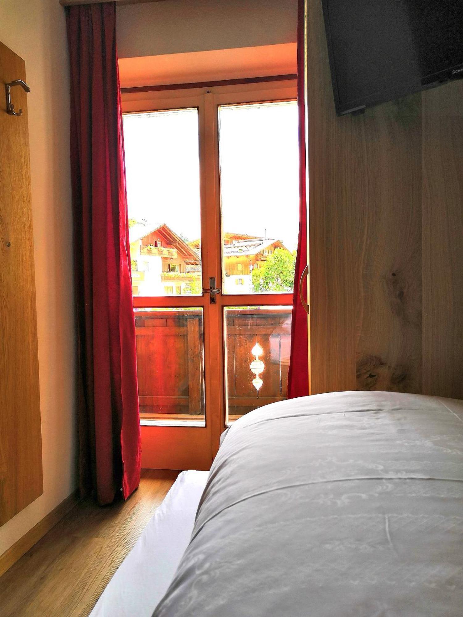 Garni Gabrieli Bed & Breakfast Corvara In Badia Cameră foto
